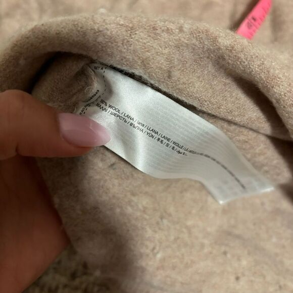 MNG by mango Perkins 100% Wool Turtleneck Slit Sweater Oversized- Size Medium - Picture 7 of 9